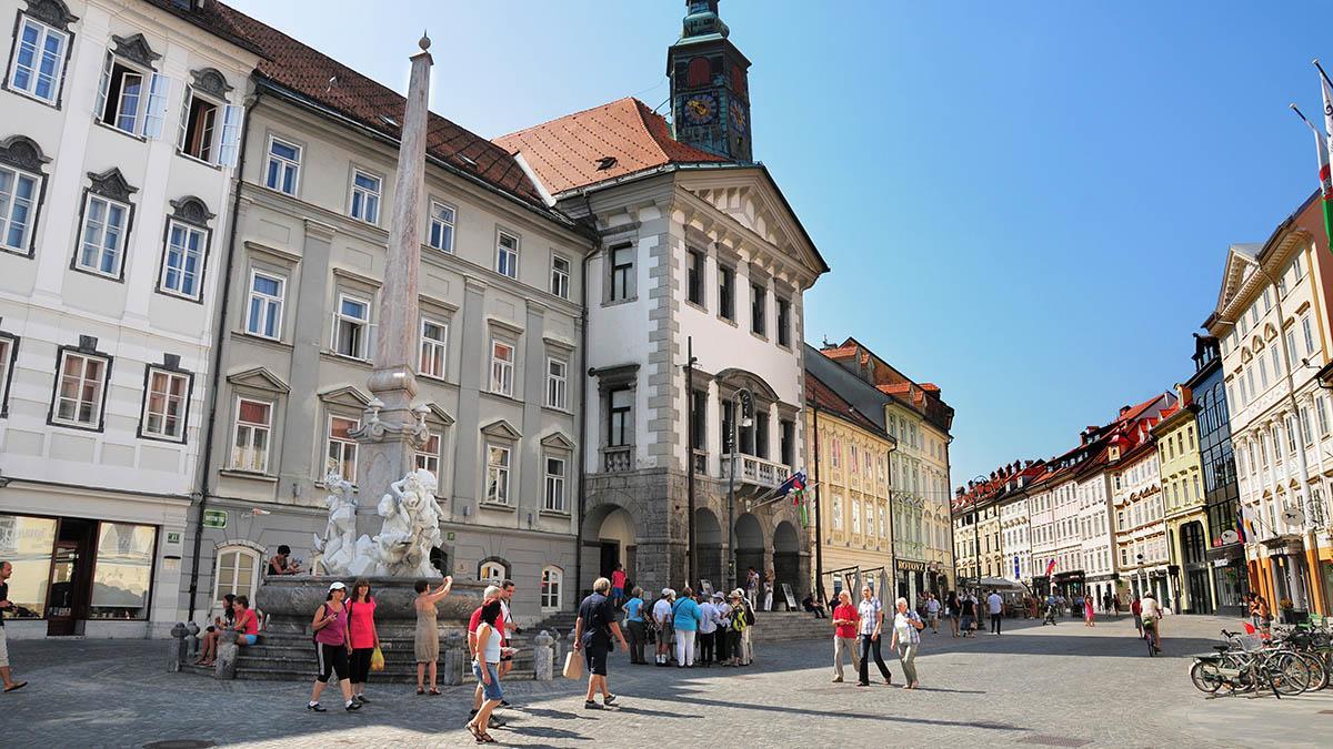 Khan Apartments Ljubljana Exteriör bild